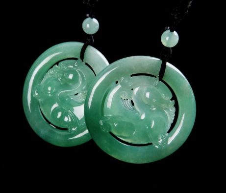 玉石翡翠应该怎么保养？都有哪些保养的方法？  第2张