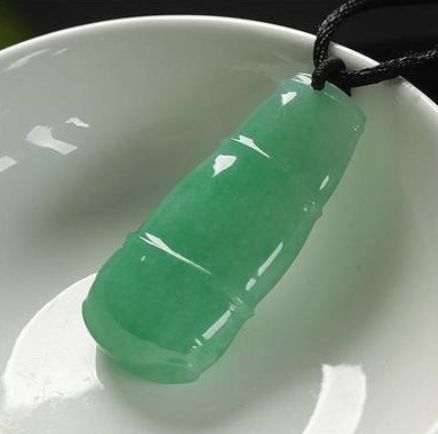 翡翠节节高是什么意思？翡翠节节高都有哪些寓意？  第2张