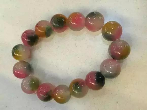 这些女人最爱的爆款珠宝，竟然都是假的！  第5张