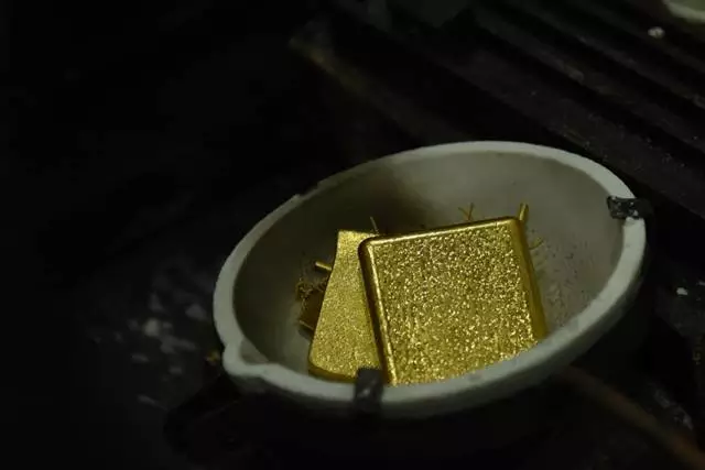 什么是黄金精工饰品？图文告诉你  第9张