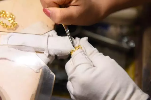 什么是黄金精工饰品？图文告诉你  第22张