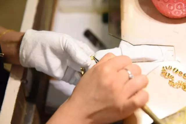 什么是黄金精工饰品？图文告诉你  第27张