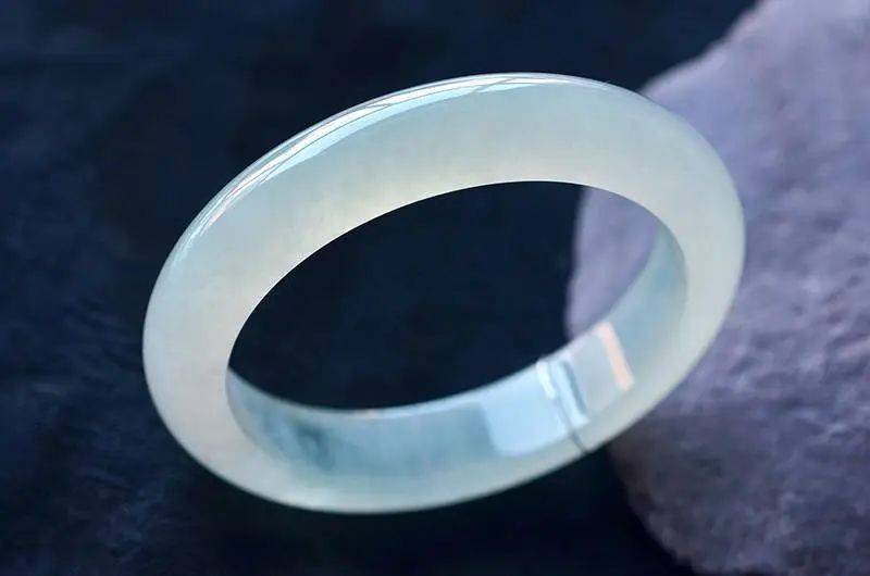 几百块能买到冰种翡翠？那都是假的！殊不知成本就10来块，你入坑了吗  第11张