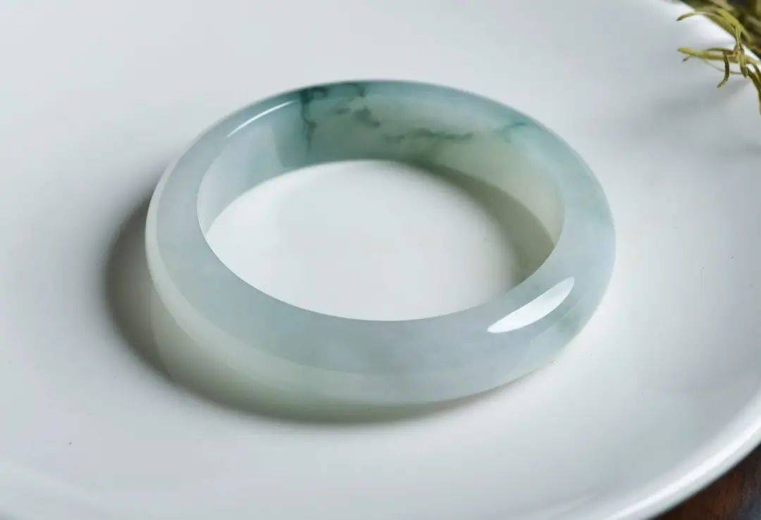 几百块能买到冰种翡翠？那都是假的！殊不知成本就10来块，你入坑了吗  第9张