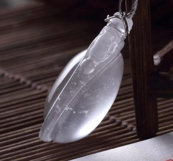 水沫玉对人体有害吗?为何它能成为翡翠行业中的“刺客” 第3张