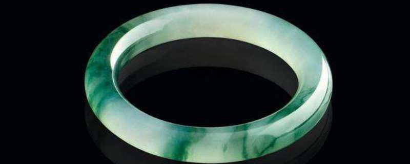 祖母绿和翡翠有什么区别  第1张