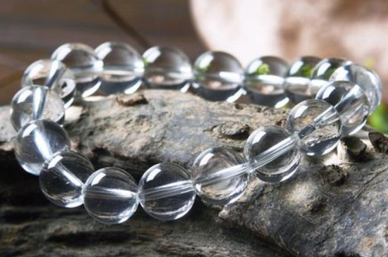 白水晶戴哪只手  第2张