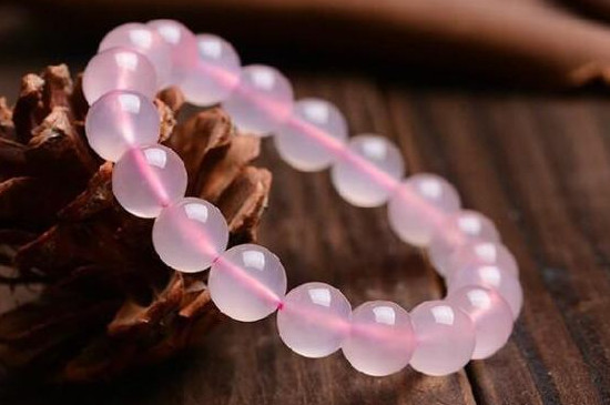 粉晶和草莓晶的功效区别  第6张