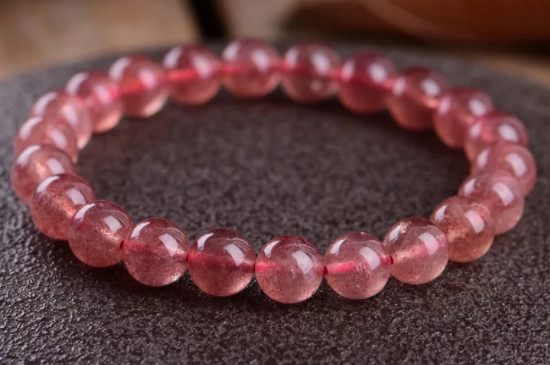 草莓水晶手串的功效与禁忌  第3张