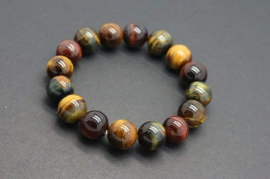 金发晶和什么一起佩戴最好  第4张