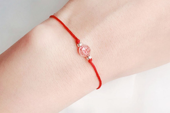草莓晶红绳手链作用  第2张