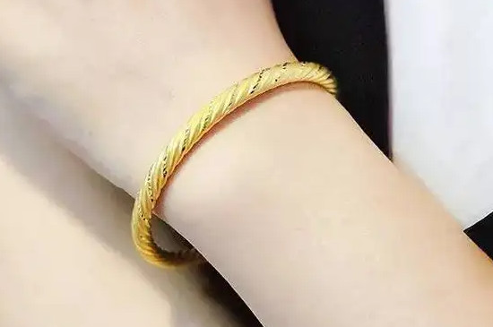 一个金手镯大概多少克  第3张