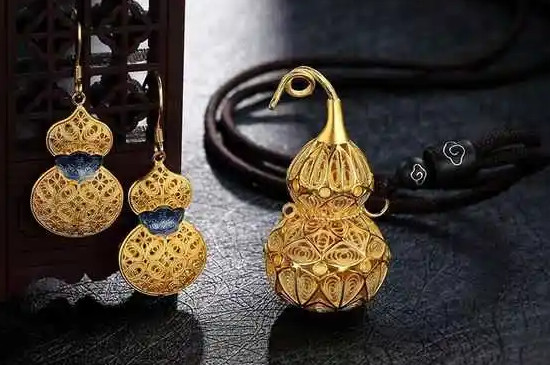 怎样清洗黄金首饰能清光亮如新  第4张