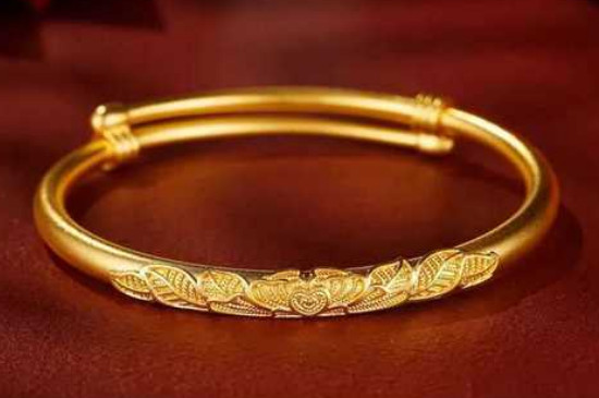手镯黄金圈口是多大  第2张