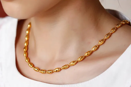 女士黄金项链款式  第5张