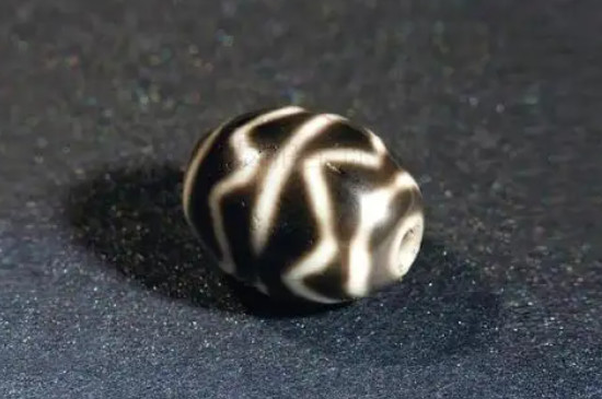 天珠应该买透的还是不透的  第3张