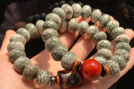 盘玩后最漂亮的8种手串  第8张