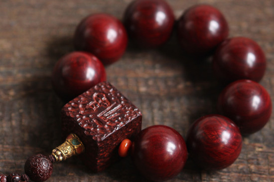 小叶紫檀最全的18个鉴别方法  第6张