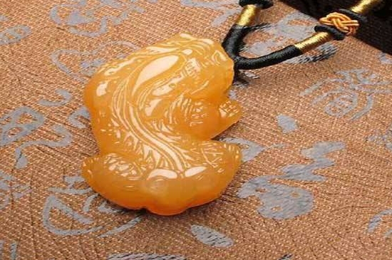 貔貅戴脖子上正确的戴法图片  第3张