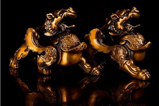 一对貔貅正确在家摆放图片  第6张