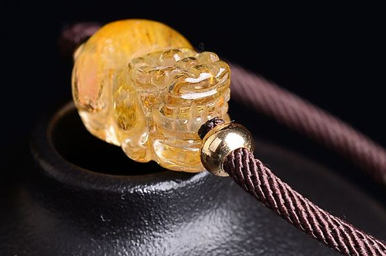 男士貔貅正确戴法头朝哪  第5张