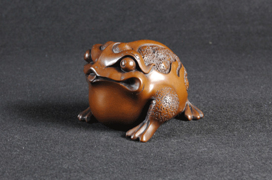 三足金蟾最忌讳什么  第4张