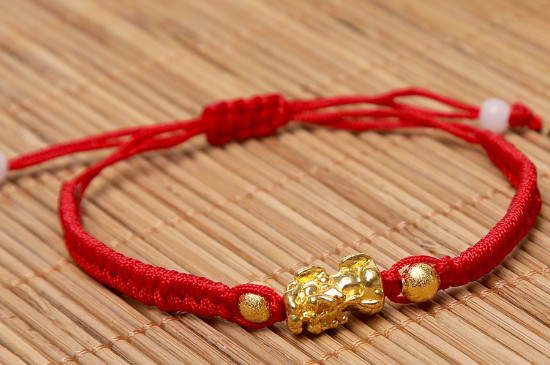 貔貅手链的正确佩戴方法  第2张
