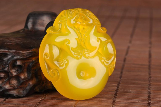 貔貅两边为什么有两颗金珠子，主要是为了转运  第2张