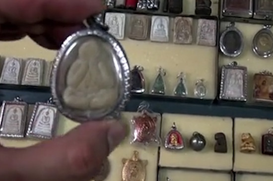 佛牌正确佩戴方法  第3张