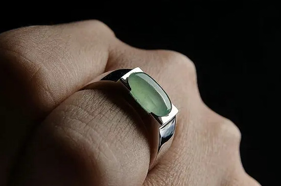 男士戴戒指戴哪只手  第2张