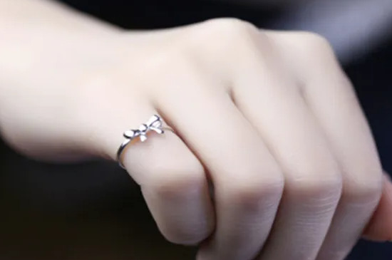 戒指戴法的含义女生  第6张