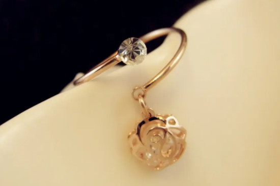 合金镀金会掉色吗  第2张