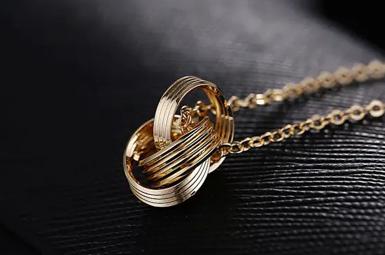 合金镀金会掉色吗  第3张