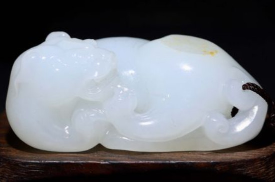 和田玉会不会越戴越透明  第2张