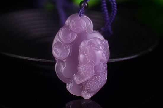 和田玉烟紫会越戴越紫吗  第3张