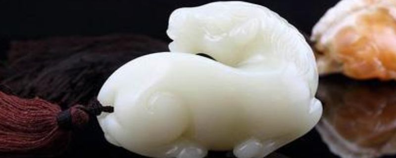 羊脂玉佩戴三年后有什么变化  第1张