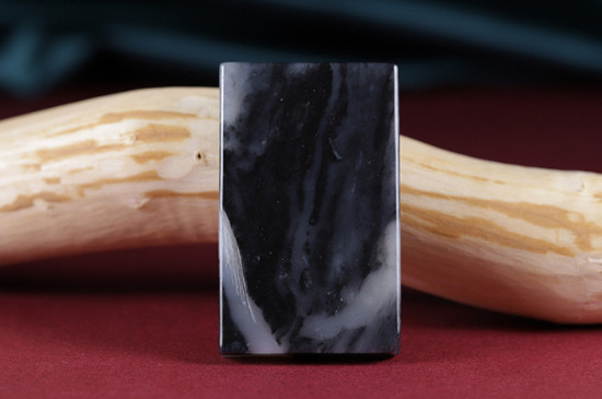 和田青花籽料和山料的区别  第3张