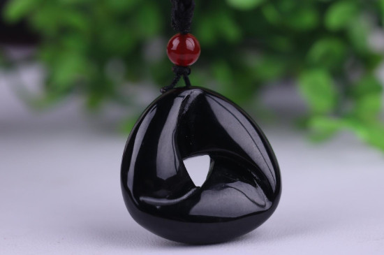 塔青和墨玉的区别  第2张