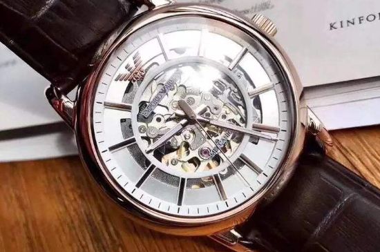 阿玛尼手表秒针转 分针不转是什么原因?  第3张