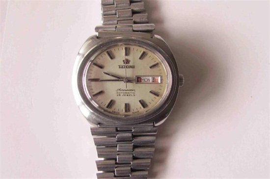 梅花手表777是哪一年表  第2张