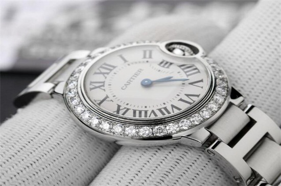 卡地亚蓝气球手表带怎么扣  第2张
