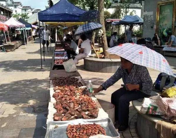 南红原石泡水卖，是何缘由？  第4张