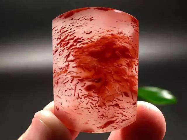 南红中的“异色”究竟是怎样的存在？  第9张