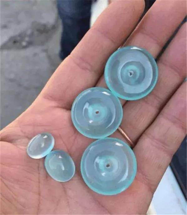 翡翠的又一替身，一般的翡翠还看不上，只冒充高端哦~  第28张