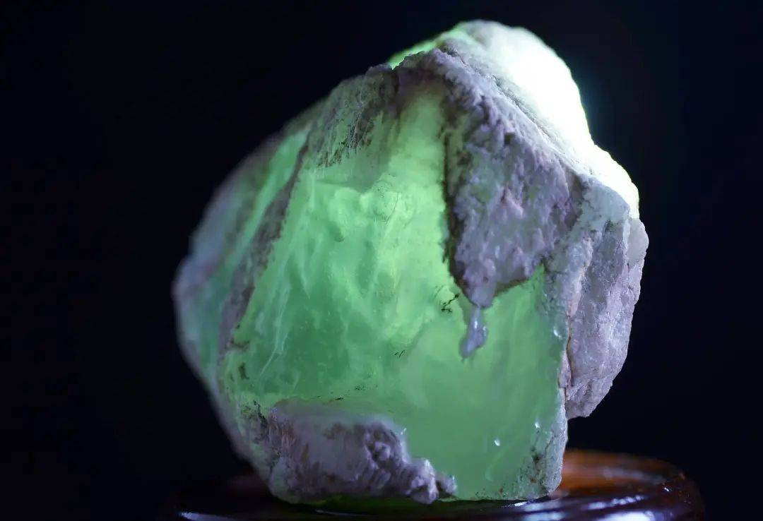 90%的人，对传世翡翠的认知依旧是错的！不是过于片面，就是……  第1张