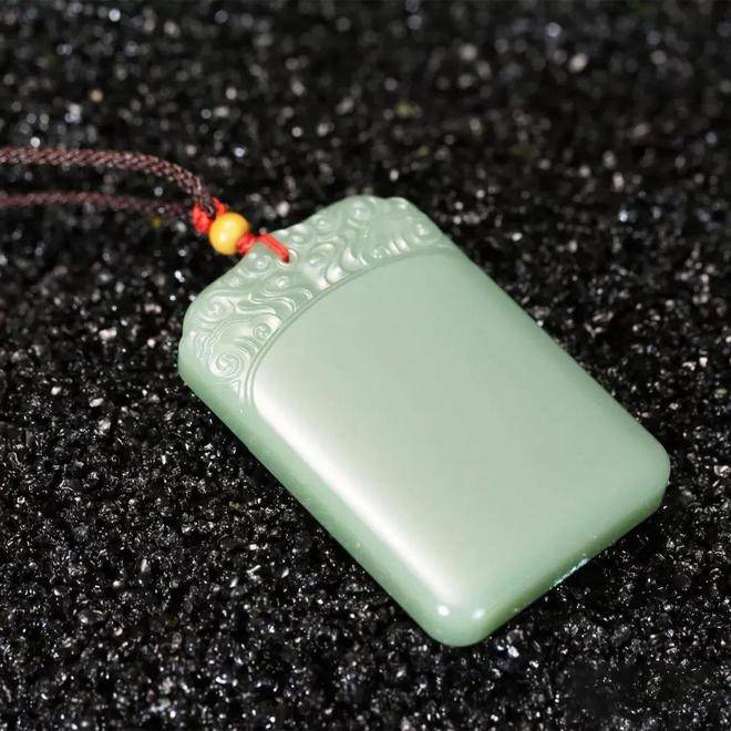 哪些带“绿”的玉石被市场看好呢？  第5张