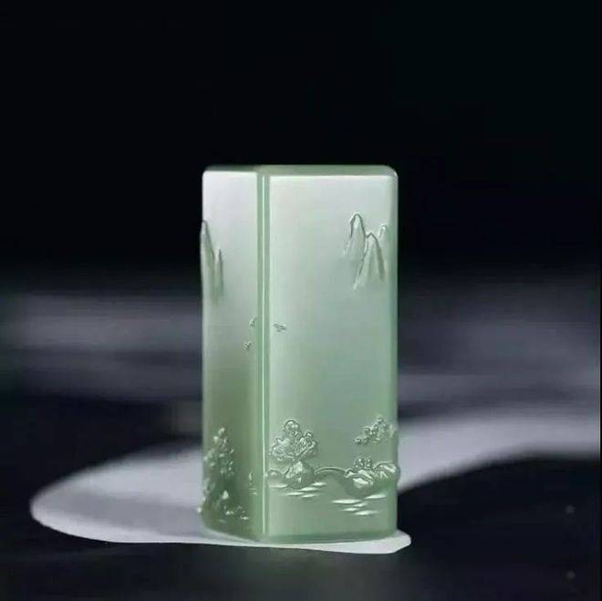 哪些带“绿”的玉石被市场看好呢？  第6张