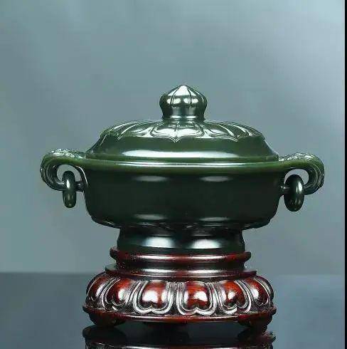 哪些带“绿”的玉石被市场看好呢？  第7张