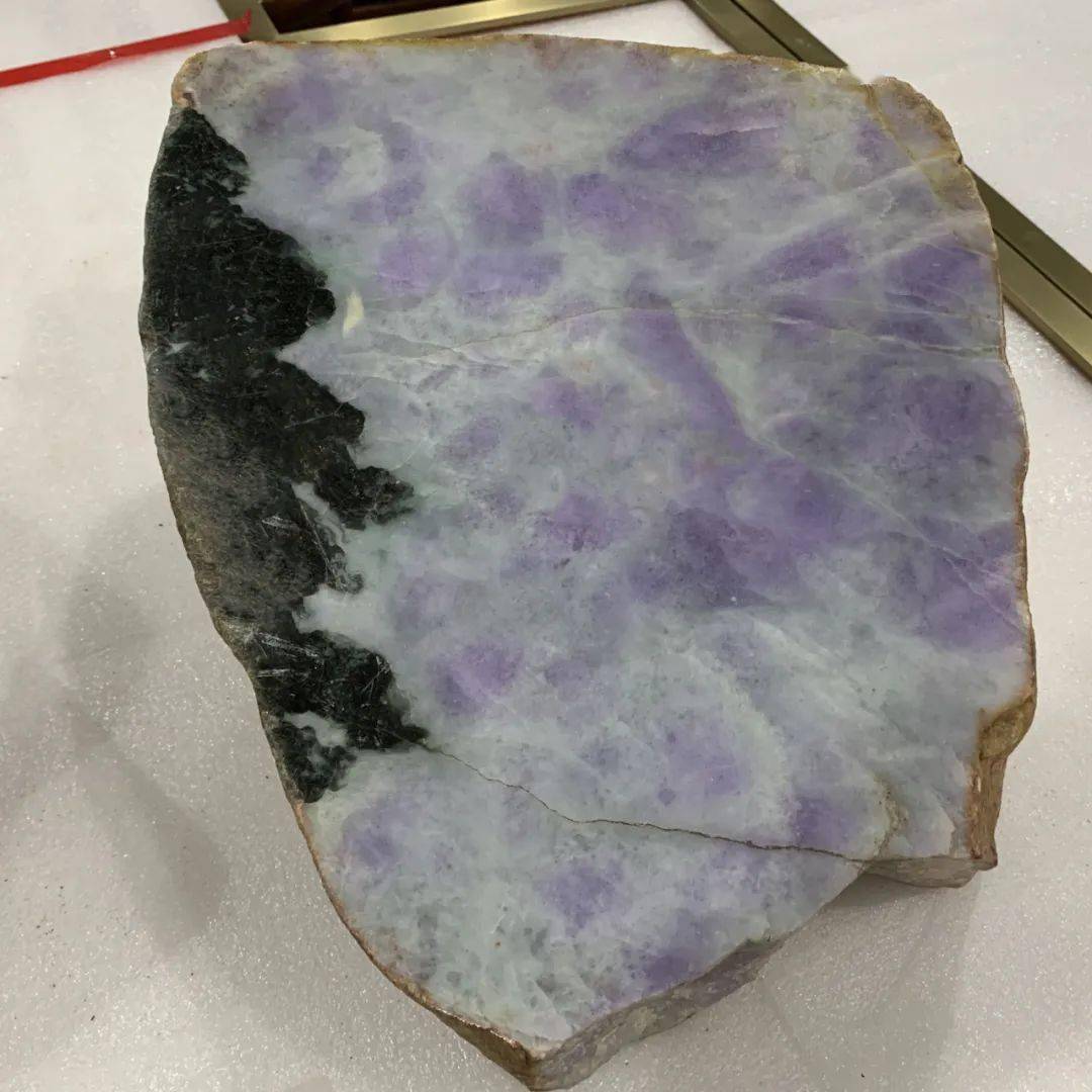 从翡翠到翡翠手镯，你知道它经历了什么吗？  第3张