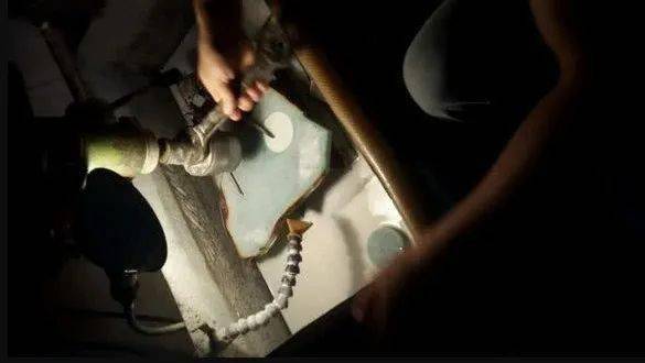 从翡翠到翡翠手镯，你知道它经历了什么吗？  第8张